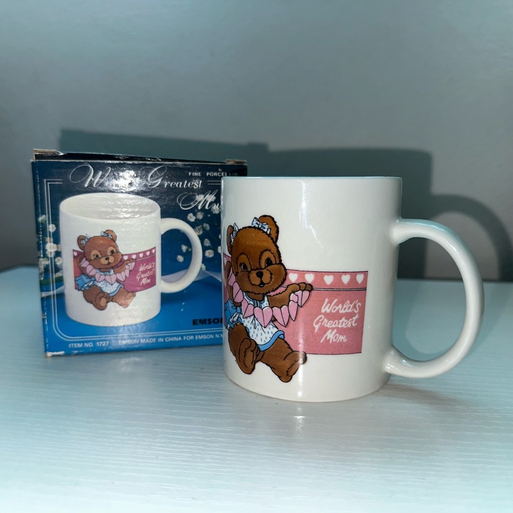 Vintage “World’s Greatest Mom” Mug - Picture 3 of 9